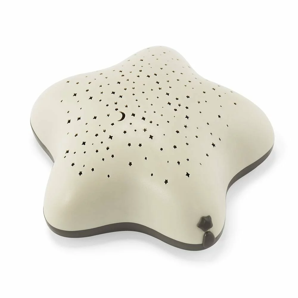 PABOBO PROJECTEUR MUSICAL D'ETOILES RECHARGEABLE BEIGE DANS LES BOIS 1 PABOBO PROJECTEUR MUSICAL D'ETOILES RECHARGEABLE BEIGE DANS LES BOIS