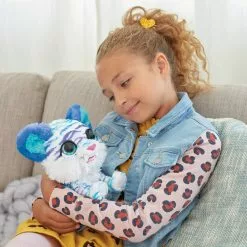 Hasbro FURREAL - PELUCHE TIGRE BLANC FRILEUX -MATTEL Soldes Boutique 6518a7457dc117d060f3ed32470b39561b01bae2 08027447 03